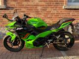 Kawasaki Ninja 400 / 2.202 KM / 2023 / TÜV  - KAWASAKI NINJA 400
