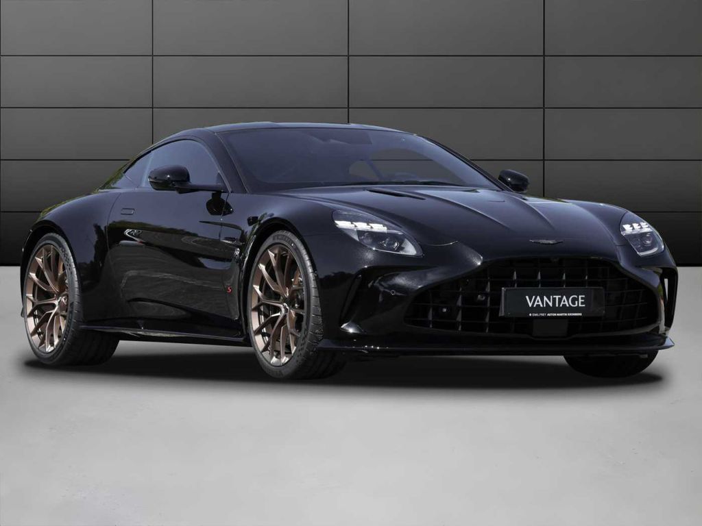 Image of Aston Martin V8 Vantage