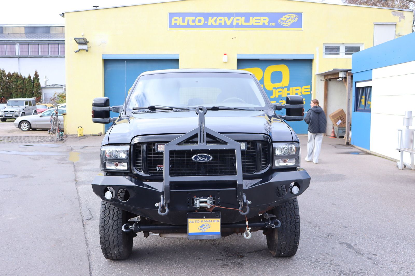 Fahrzeugabbildung Ford Excursion * HU/AU 02.26 * Sitzhzg. * Rückfahrk.