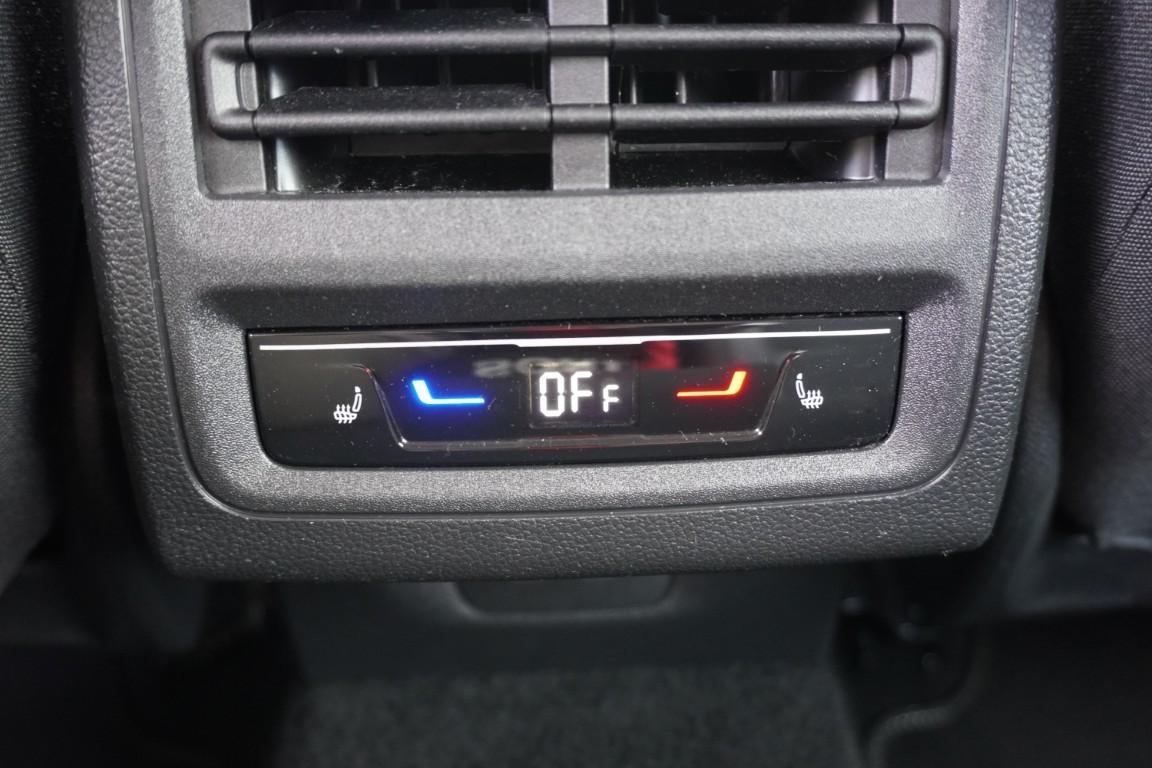 Volkswagen Golf VIII 1.0 TSI Life LED ACC Standheizung AHK, миниатюра 14