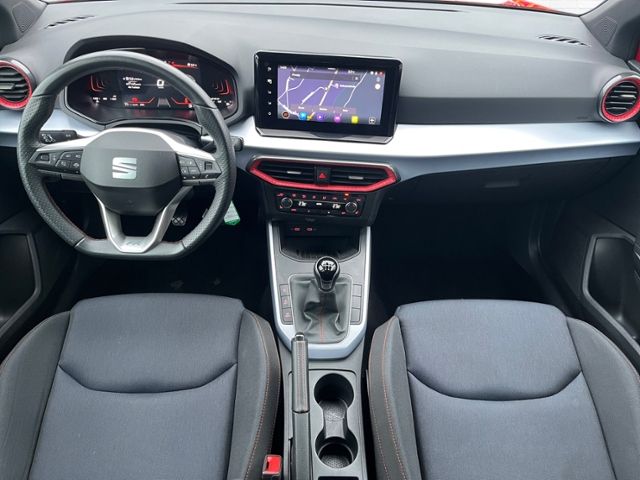 Fahrzeugabbildung SEAT Arona 1.0 TSI FR KLIMA LED NAVI ALU