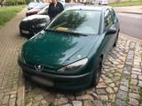 Peugeot 206 Benziner TÜV 05/2027 - Peugeot 206: Coupe