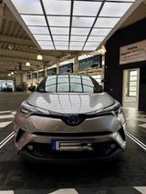 Toyota C-HR 1.2-l-Turbo Allrad Multidrive S Style Style - Toyota C-HR Style mit Benzin-Antrieb