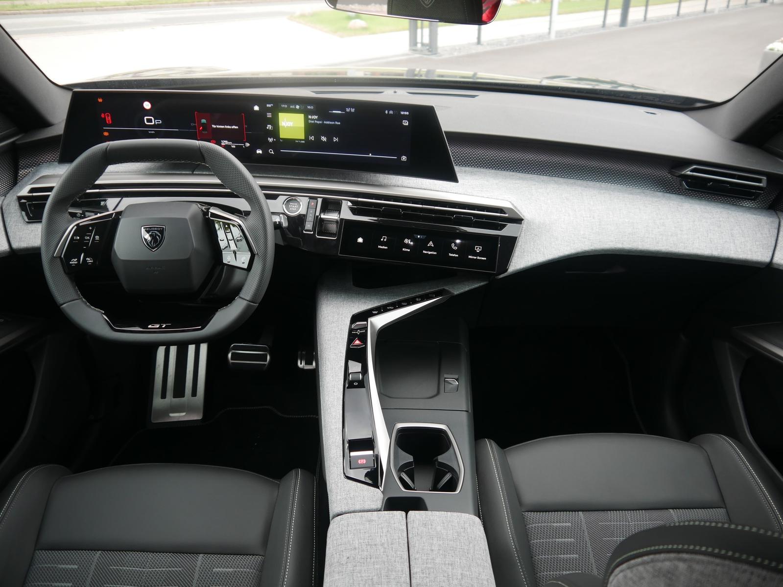 Peugeot 3008 GT 1.2 Hybrid 145 Aut. Matrix ACC Navi Kame
