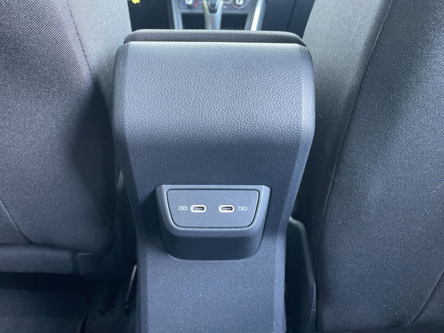 Taigo 1.0 TSI DSG Style Pano/Matrix/App-Connect/