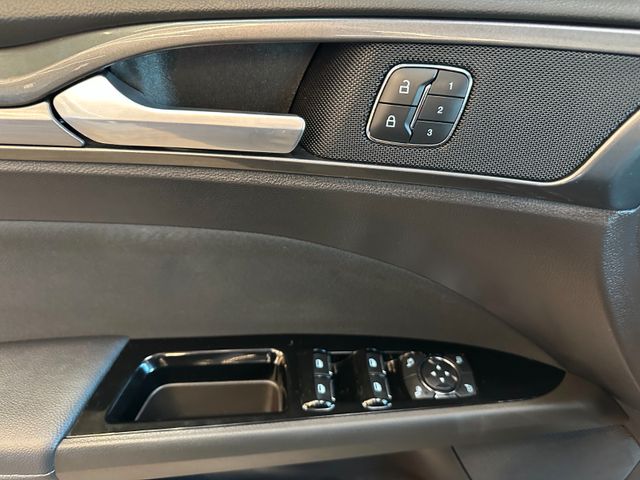 Ford Mondeo Turnier Titanium AWD *AHK*Kamera*Klima*BT