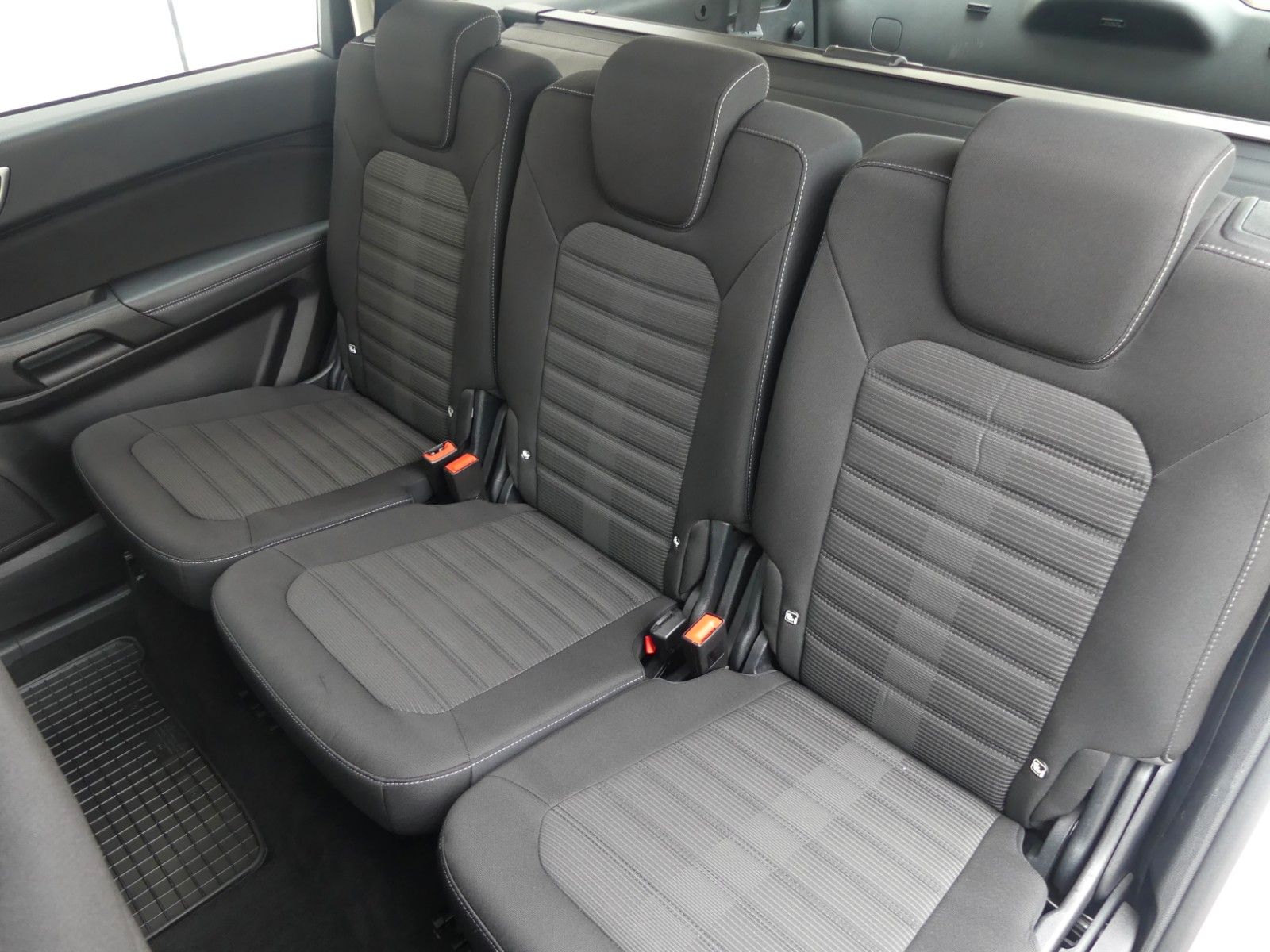 Fahrzeugabbildung Ford Galaxy Trend*Kamera*7 Sitze*