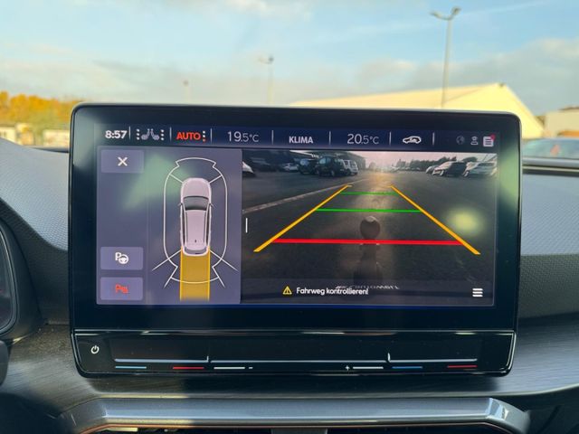 Leon Sportstourer 2.0 TSI LED Navi AHK ACC Kamer