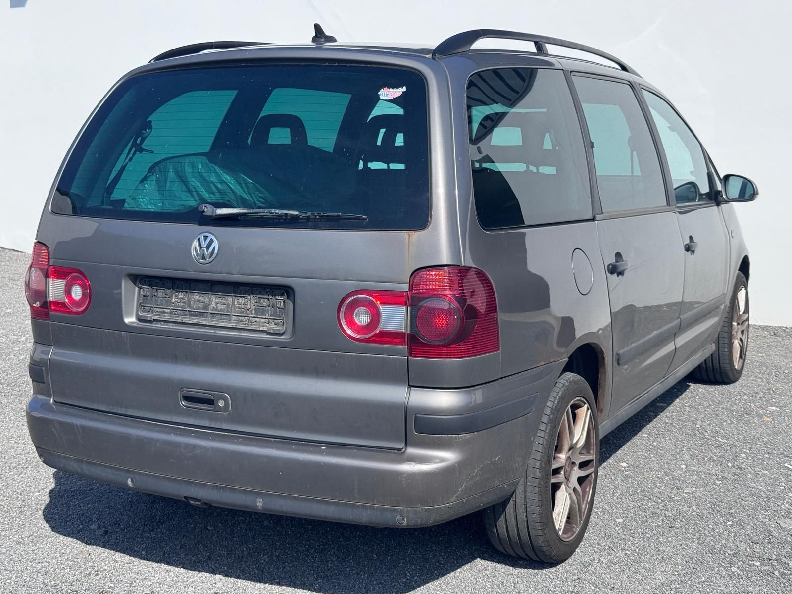 Fahrzeugabbildung Volkswagen SHARAN 1.9 TDI TRENDLINE/8xBEREIFUNG