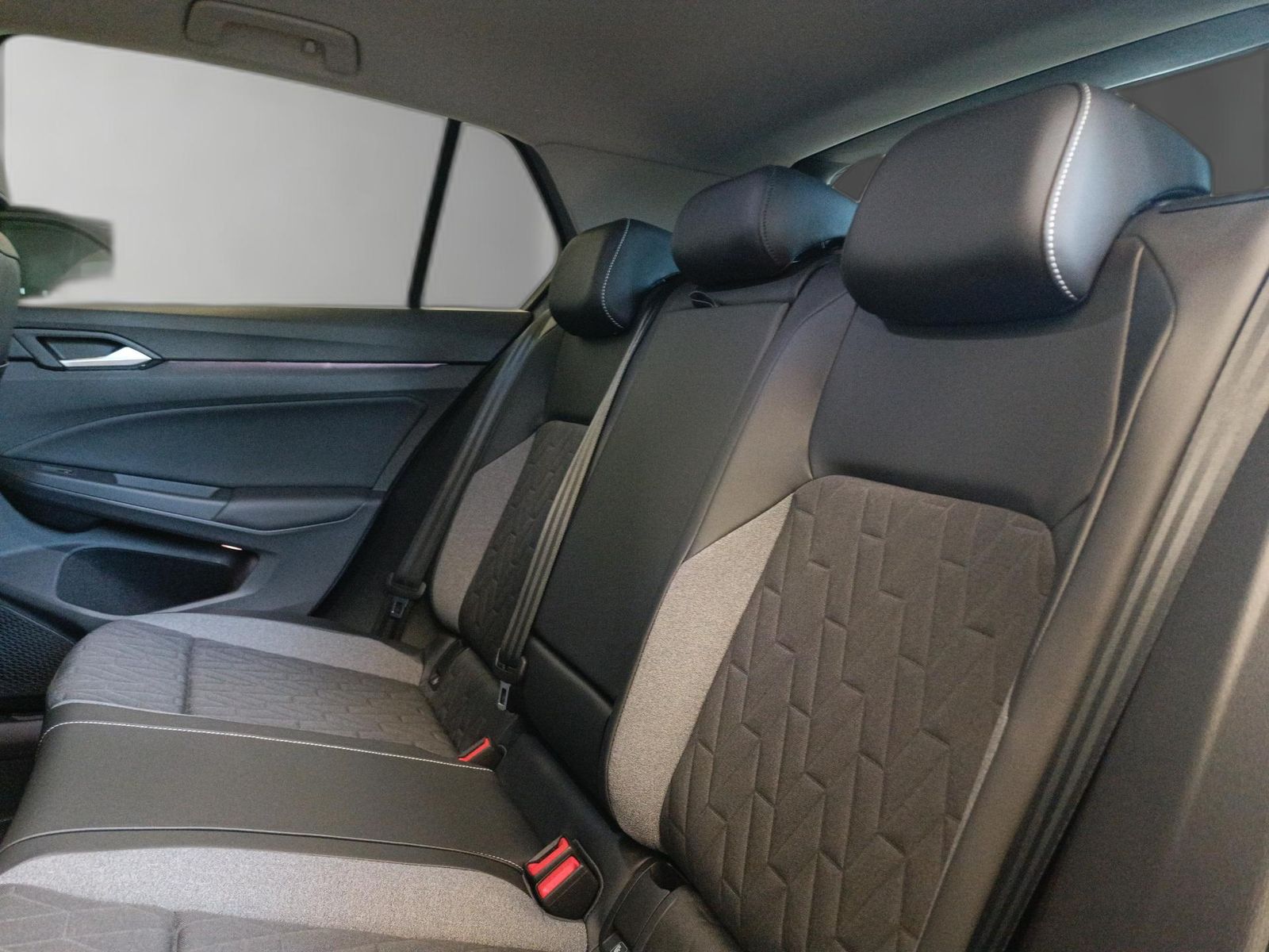 Volkswagen Golf - Bild 17