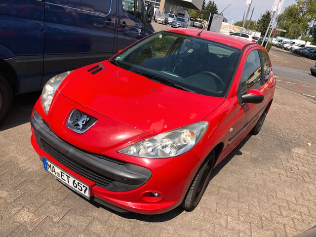 Peugeot 206 + Basis Euro 5 KLima Neue Tüv