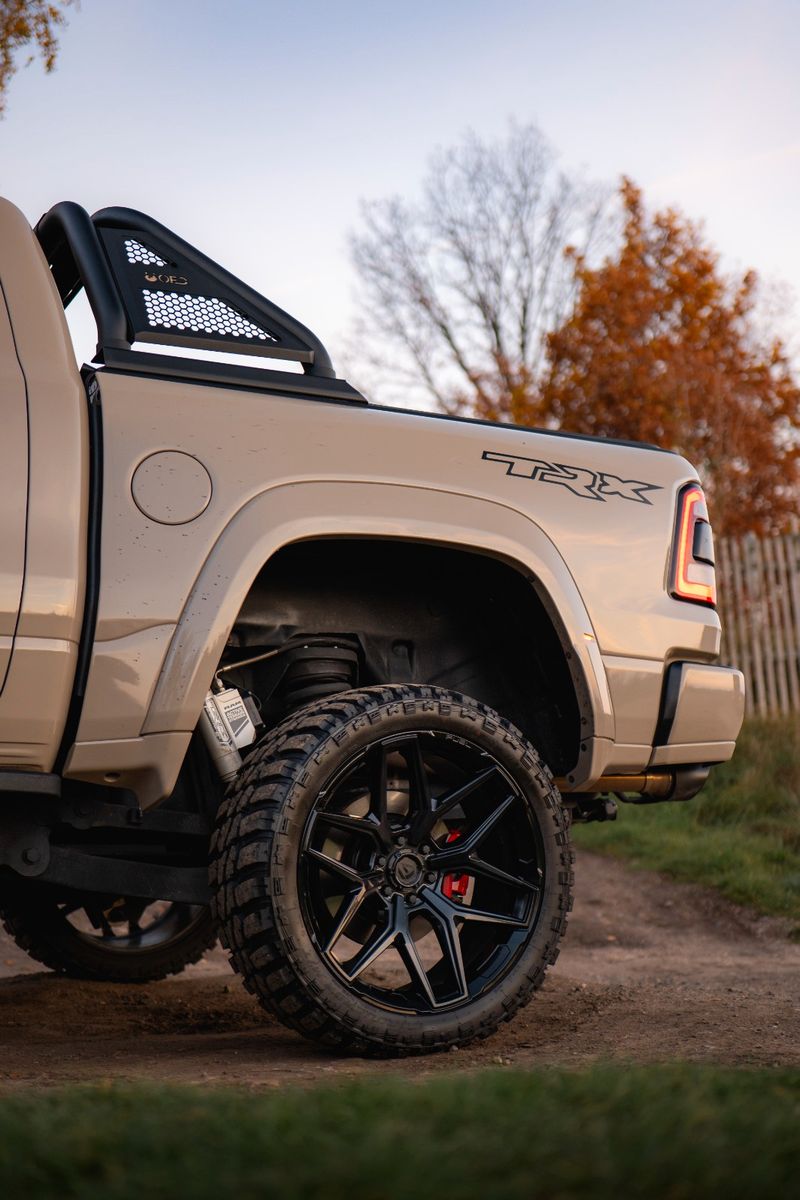 Fahrzeugabbildung Dodge RAM 6.4 V8 TRX SuperCharged 880PS *24 Zoll*Pano*