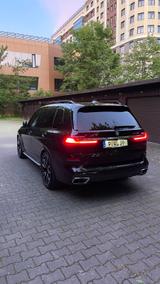 BMW X7 xDrive 40i - M Sport - Aktivlenkung - Laser  - BMW X7 Gebrauchtwagen in Berlin