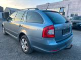 Skoda Octavia Combi Elegance 2.0 TDI-4X4-AHK-SHZ-AUTOM - Skoda Octavia aus 2012 mit Diesel-Antrieb: Kombi
