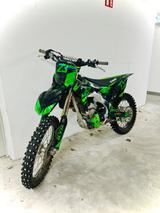 Kawasaki KXF 250  - KAWASAKI KX 250