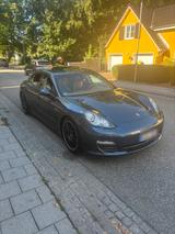 Porsche Panamera - Porsche Gebrauchtwagen in Lübeck