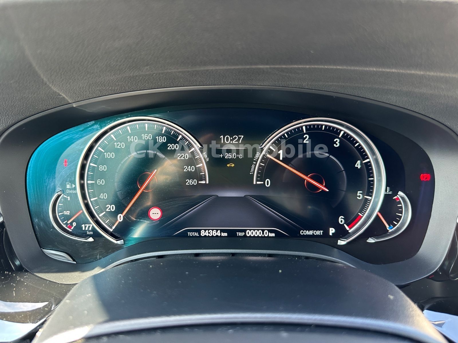 Fahrzeugabbildung BMW 520d xDrive Lim. M-Sport/Navi/Head-Up/LED