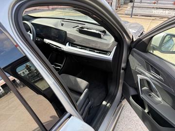 2026 BMW IX1 — миниатюра 27