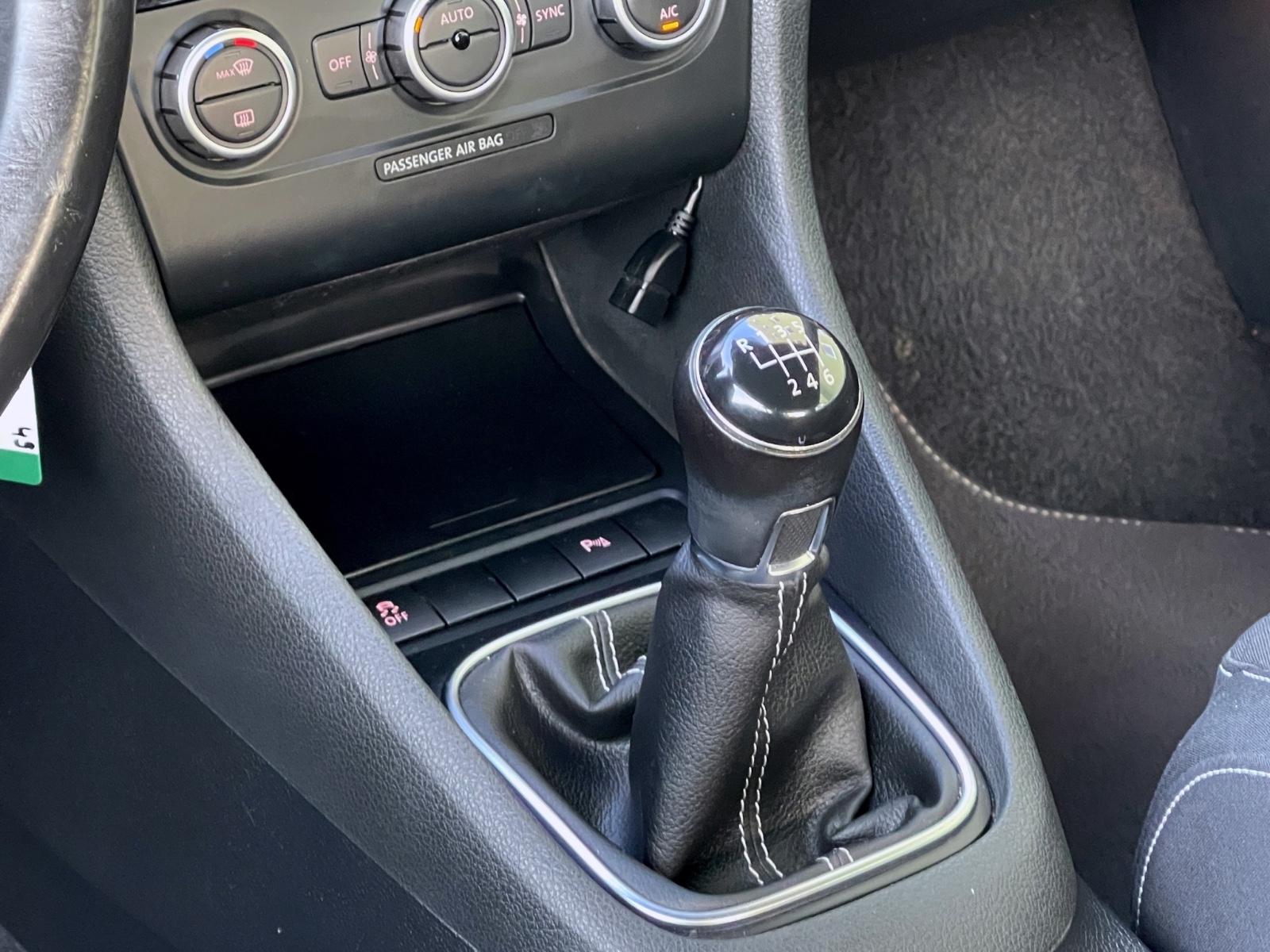 Volkswagen Golf CABRIO SITZHEIZUNG SO.+WI. TÜV NEU GARANTIE