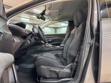 Peugeot 5008 - 8