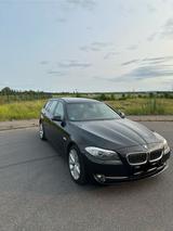 BMW 530d 3.0 Touring  VOLL!! - BMW 530 aus 2010: Kombi