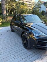 Porsche Cayenne lückenlos Porsche gepflegt