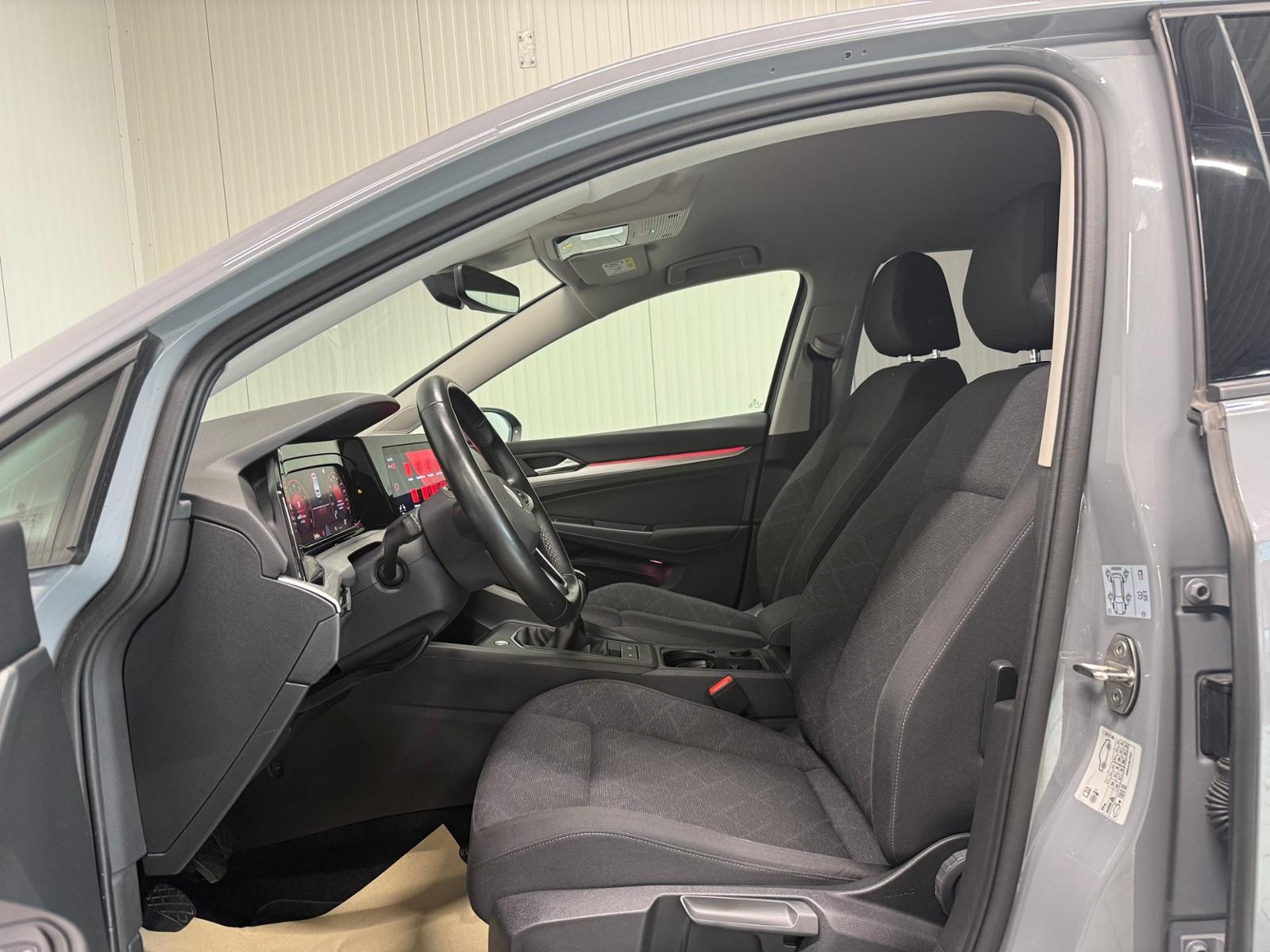 Volkswagen Golf VIII Life 1.5 TSI ACC NAVI LED SHZ, миниатюра 20