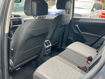 Volkswagen Tiguan - 10