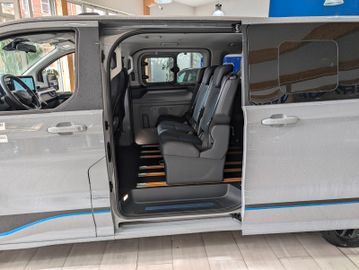 Ford Tourneo Custom 2.0 EcoBlue SPORT L2