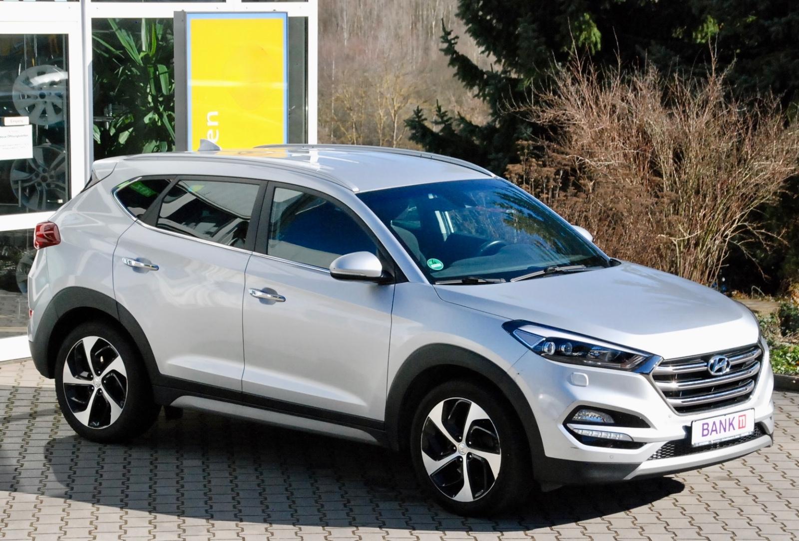 Hyundai Tucson blue 1.7CDI 2WD 1.HAND