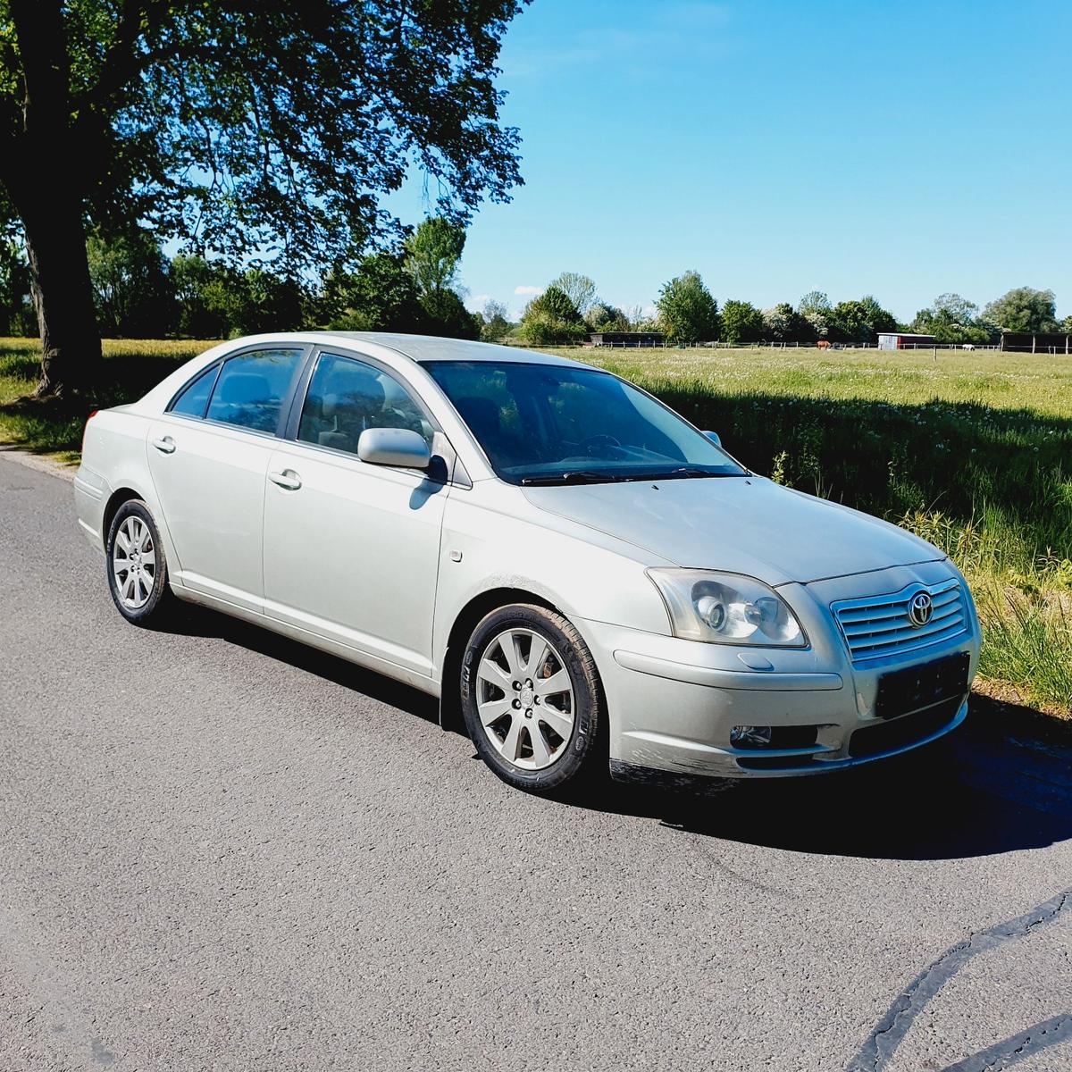 Toyota Avensis 1.8  VVT i  /  Klima