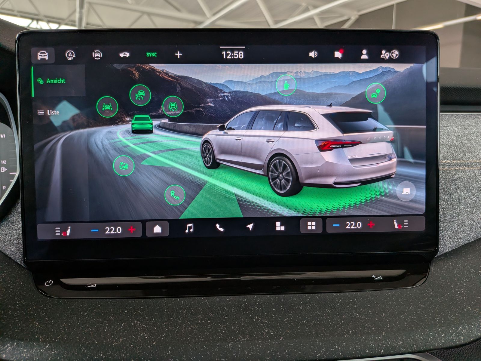 Fahrzeugabbildung SKODA Octavia 1.5TSI mHEV DSG ACC Style AHK 17" 5J-Gar