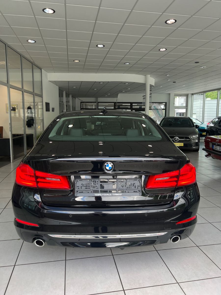 Fahrzeugabbildung BMW 520 d Lim. Luxury Line
