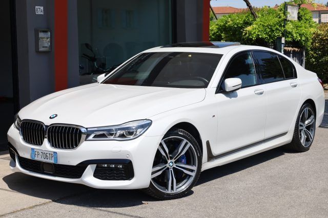 Image of BMW 730
