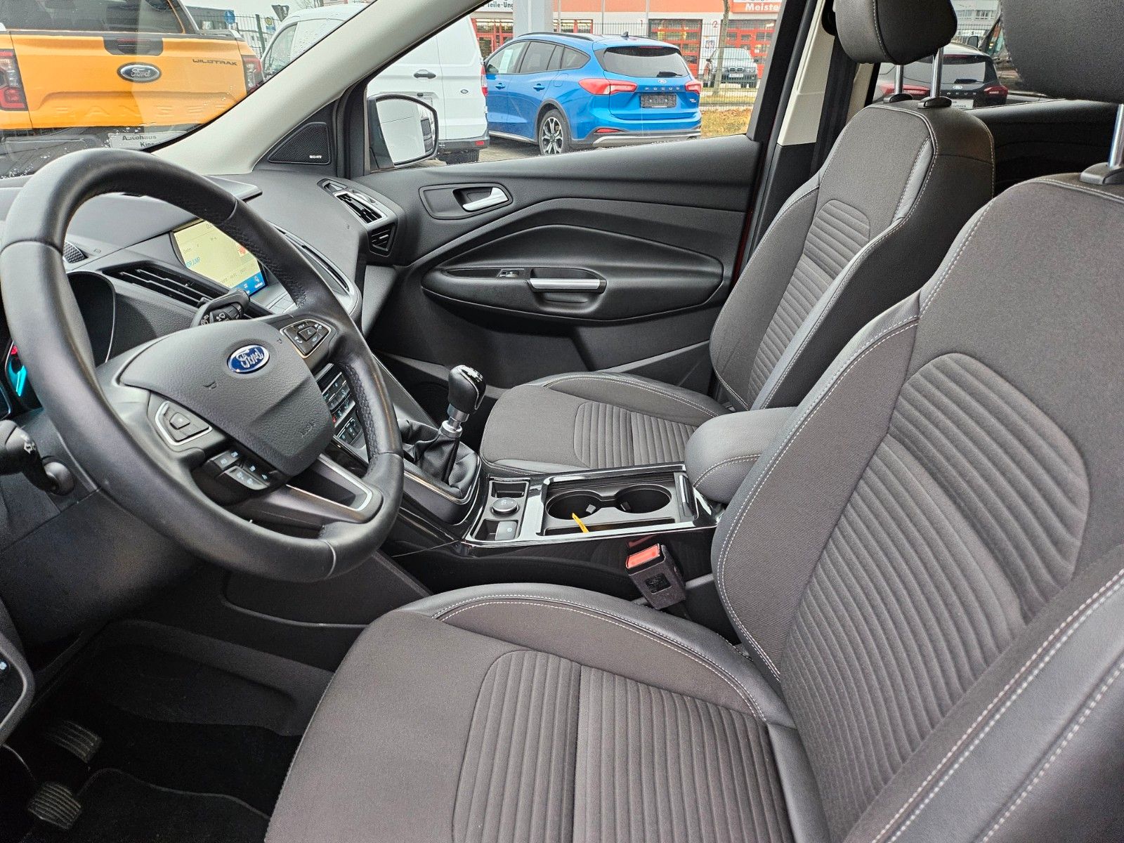 Fahrzeugabbildung Ford Kuga Titanium