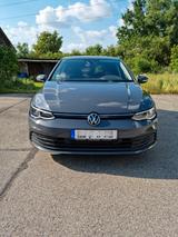 Volkswagen Golf VIII 1,5 TSI United / NAVI / AHK / ACC