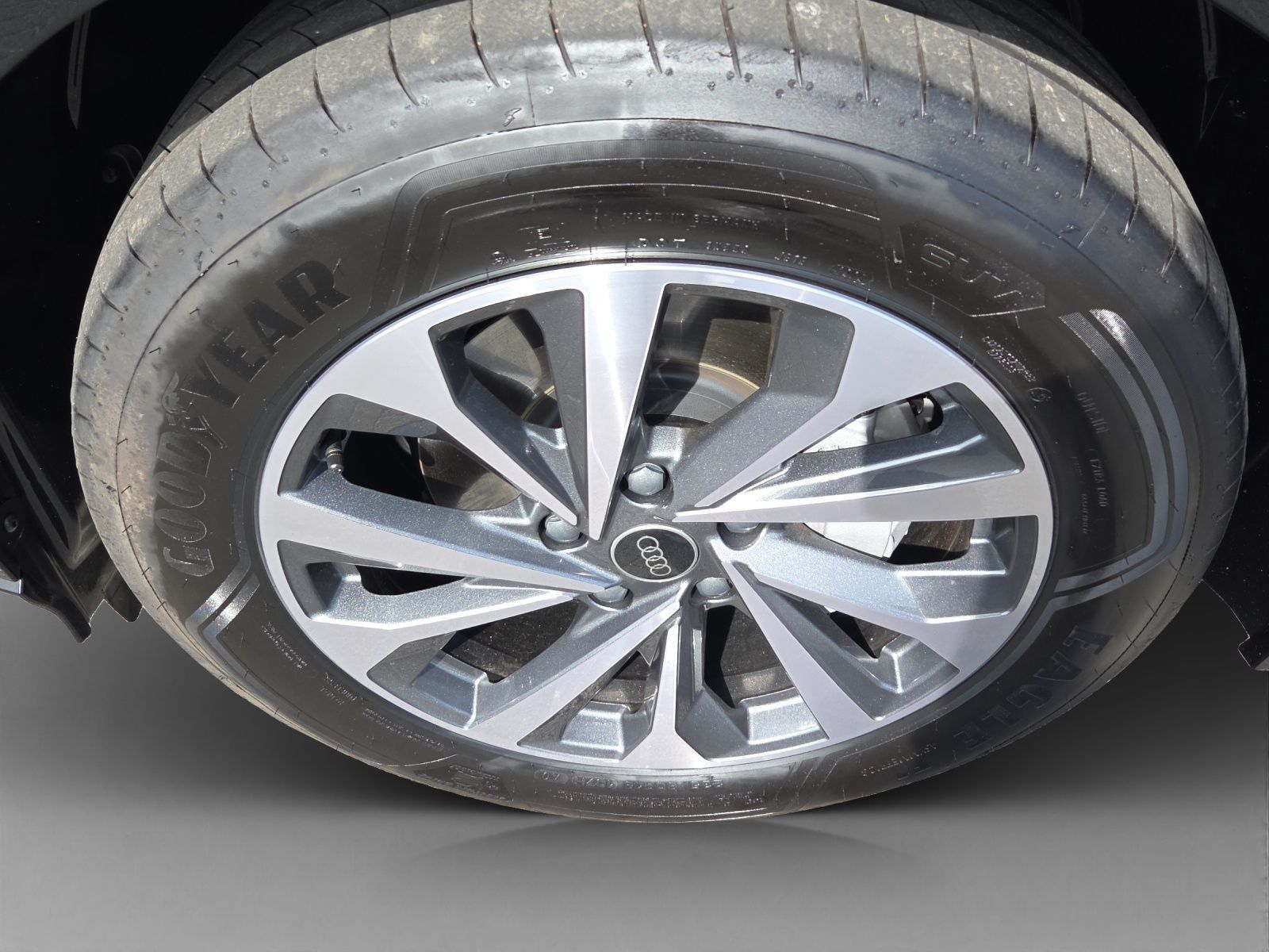 Audi Q6 Sportback e-tron qu S line Air Pano B&O AR-HU foto 14