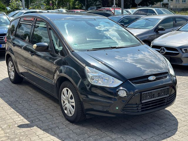 Ford S-Max 2,0 Benziner aus 1.Hand * Viele Extras *