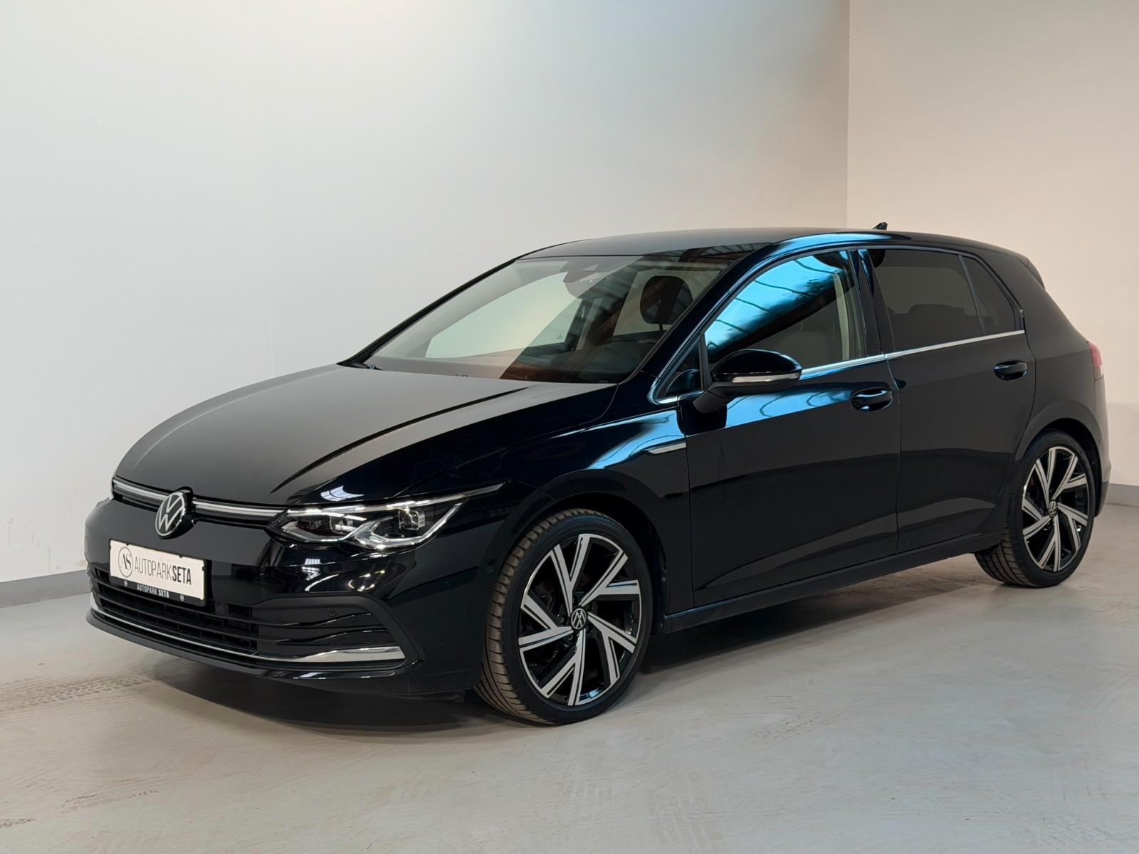 Volkswagen Golf VIII 2.0TDI DSG Lim. Style ACC*LANE*KAM*AHK