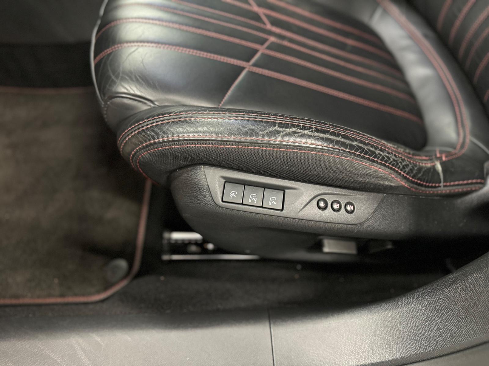 Peugeot 308 SW GT Navi SHZ Massage Pano LED AHK