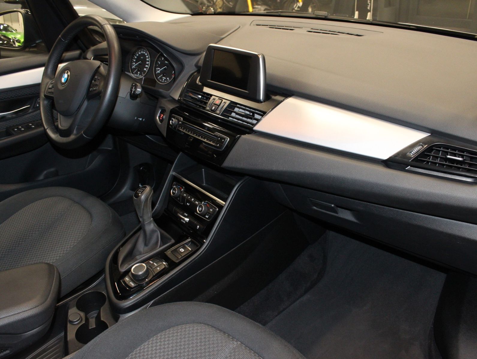 Fahrzeugabbildung BMW 216 i Active Tourer Advantage 1. Hand*TOP