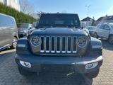 Jeep Wrangler / Wrangler Unlimited Sahara - Jeep: Sahara