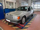 Mercedes-Benz 190E 1,8 Autom + Klima + Rentner + H-Kennzeichen - Mercedes-Benz 190: 1.8