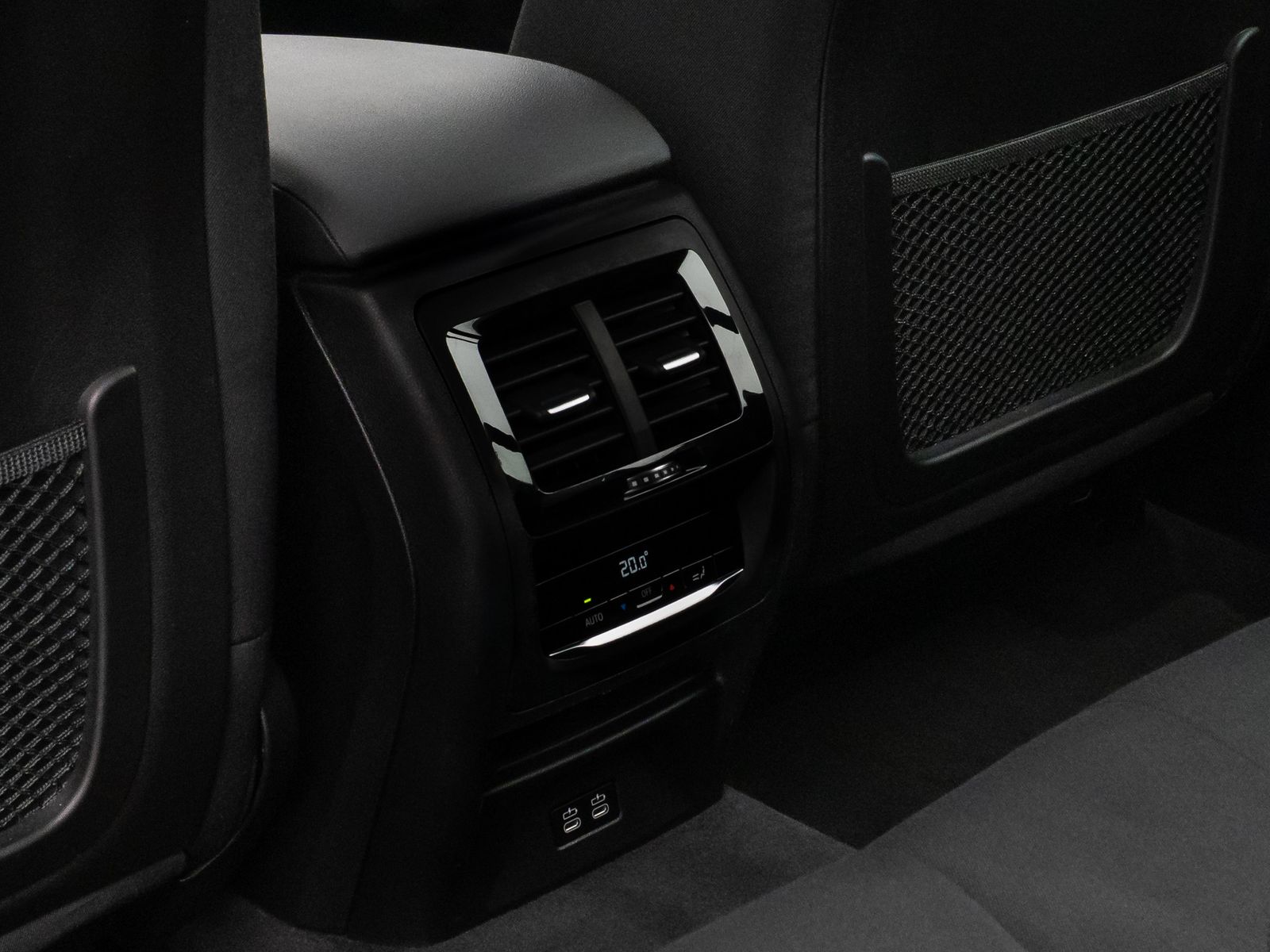 Fahrzeugabbildung BMW X3 xD30e Kamera DAB HiFi Lenkrhzg Komfort Alarm