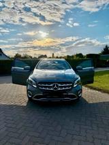 Mercedes-Benz MERCEDES GLA 200 d *** zu Verkaufen in Berlin - Mercedes-Benz: Verkaufen