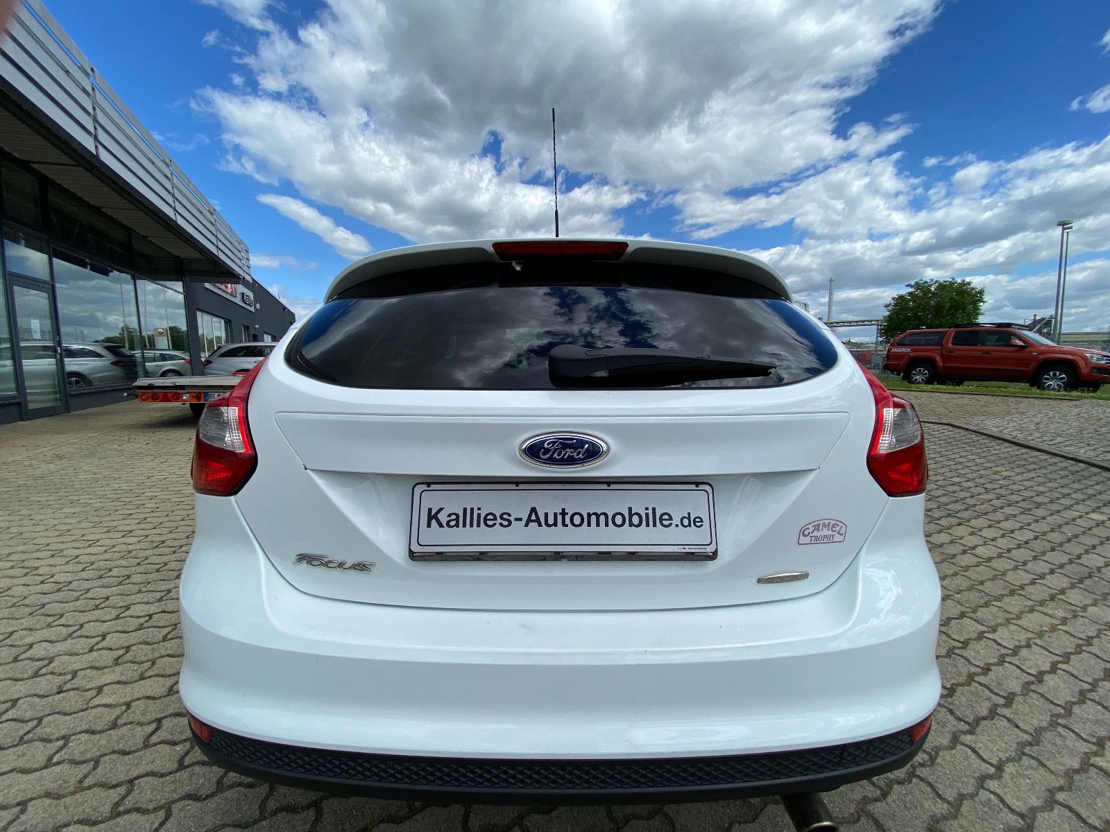 Fahrzeugabbildung Ford Focus 1,6 EcoBoost 134kW Klimaaut.