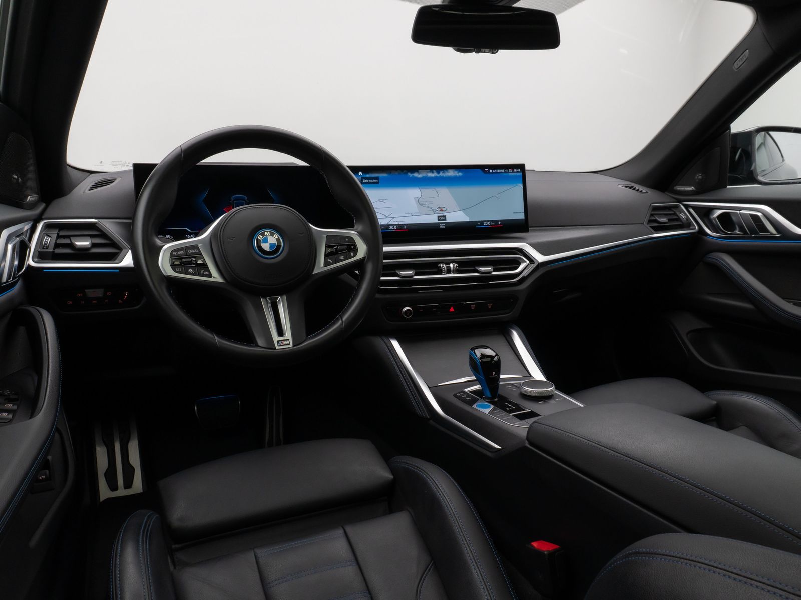 Fahrzeugabbildung BMW i4 M50 GranCoupé 360°Glasdach HUD DAB H/K 19Zoll