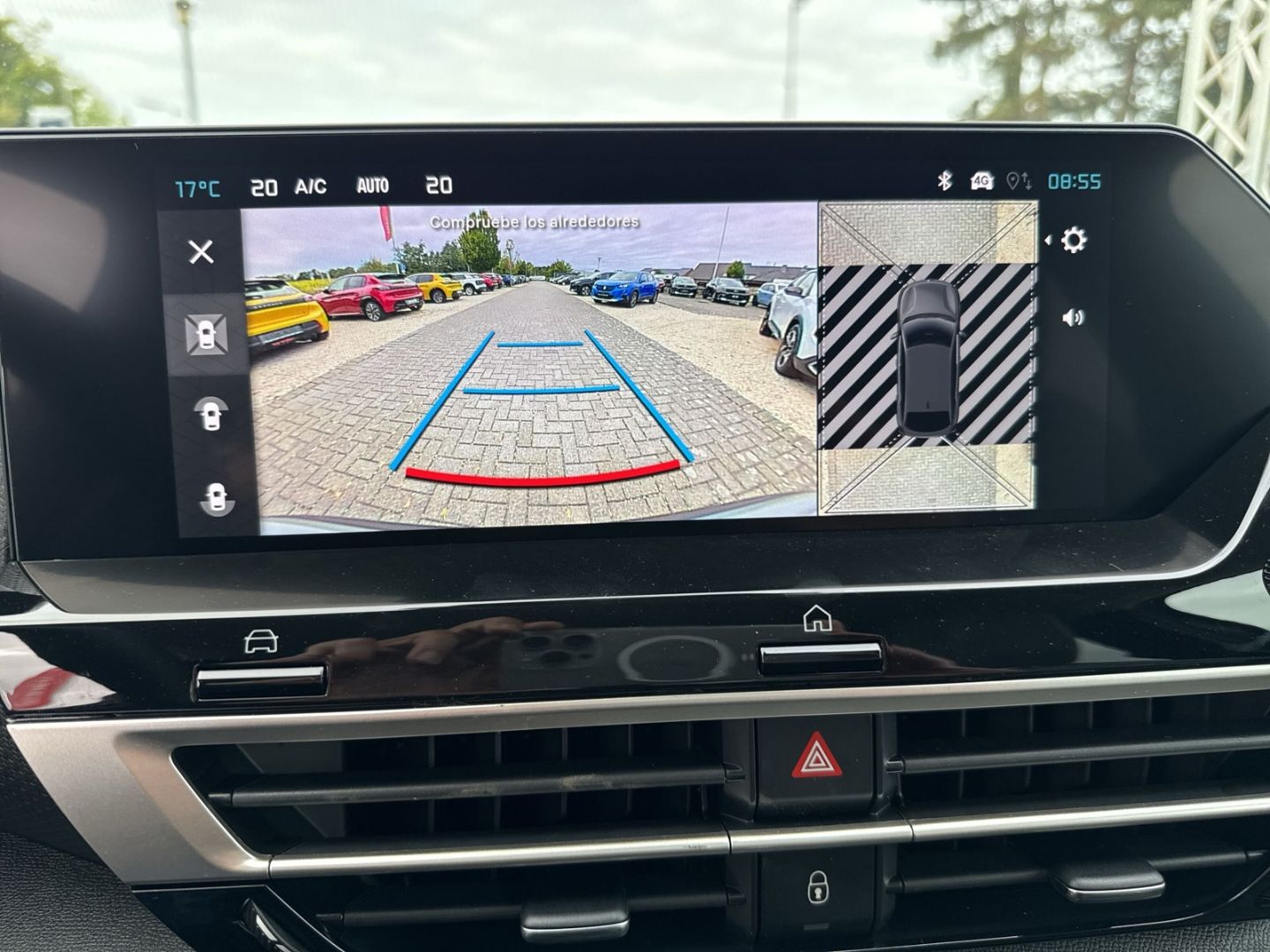 Fahrzeugabbildung Citroën C4 Max PureTech 130 Automatik MAX HUD Digitales
