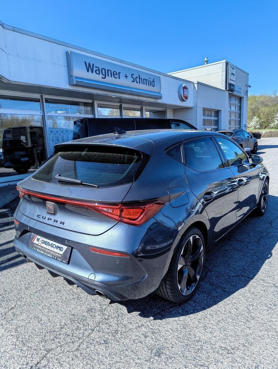 Fahrzeugabbildung CUPRA Leon 2.0 TSI (245 PS) DSG + ACC + SHZ