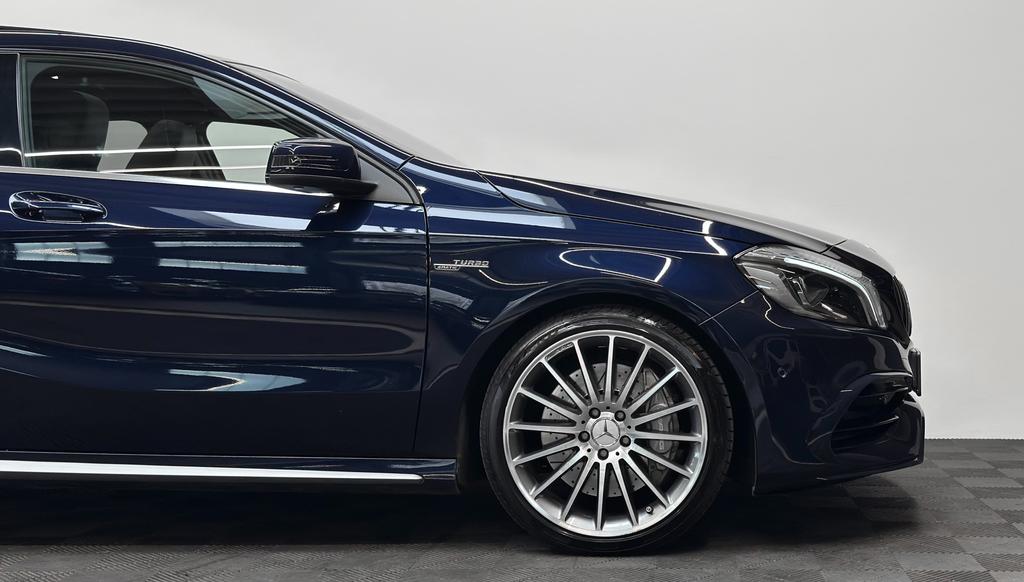 Mercedes-Benz A 45 AMG